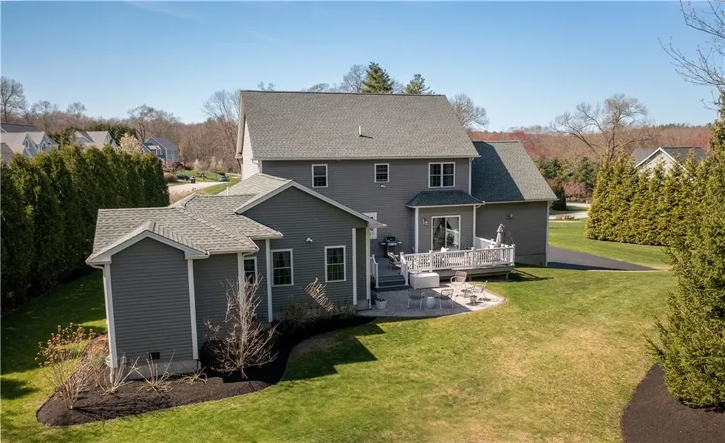 23 Cherry Blossom Lane Smithfield RI 02828