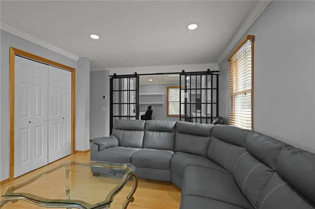 10 Basil Crossing Cranston RI 02921