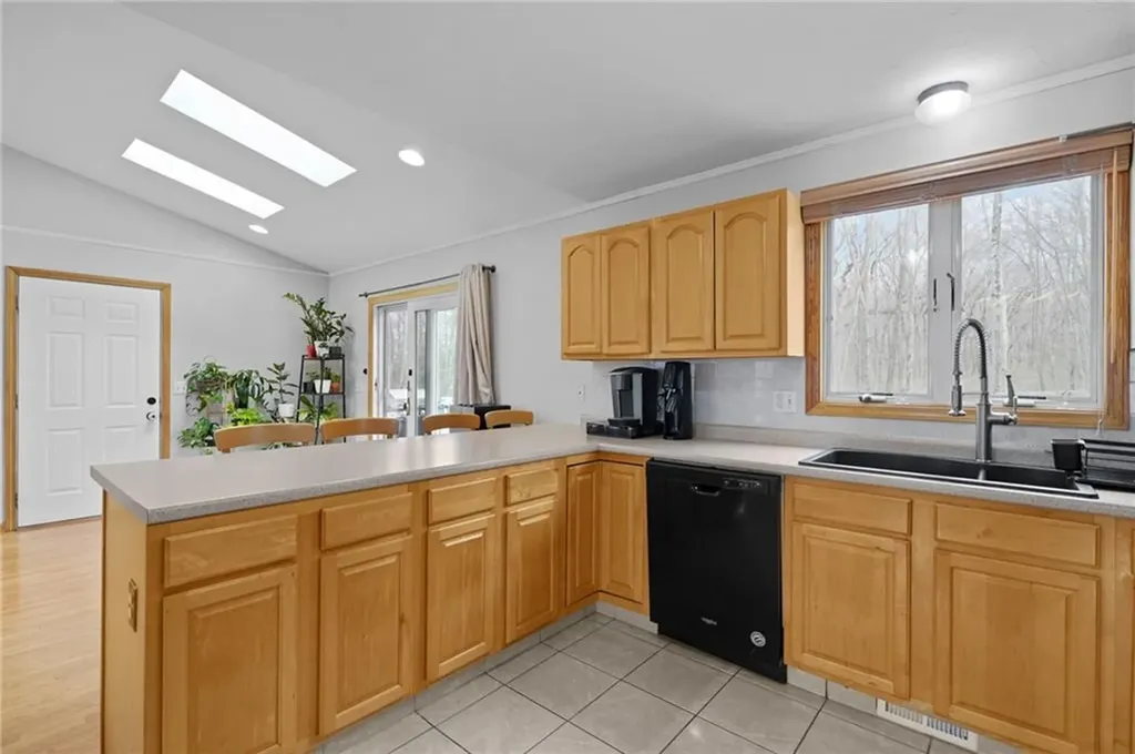 10 Basil Crossing Cranston RI 02921