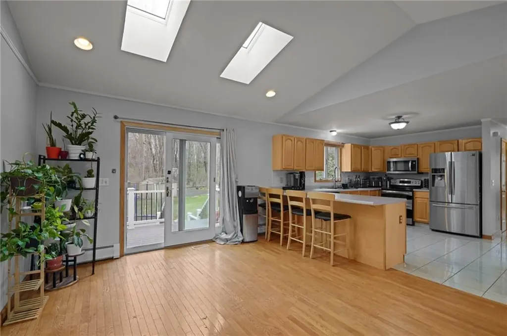 10 Basil Crossing Cranston RI 02921