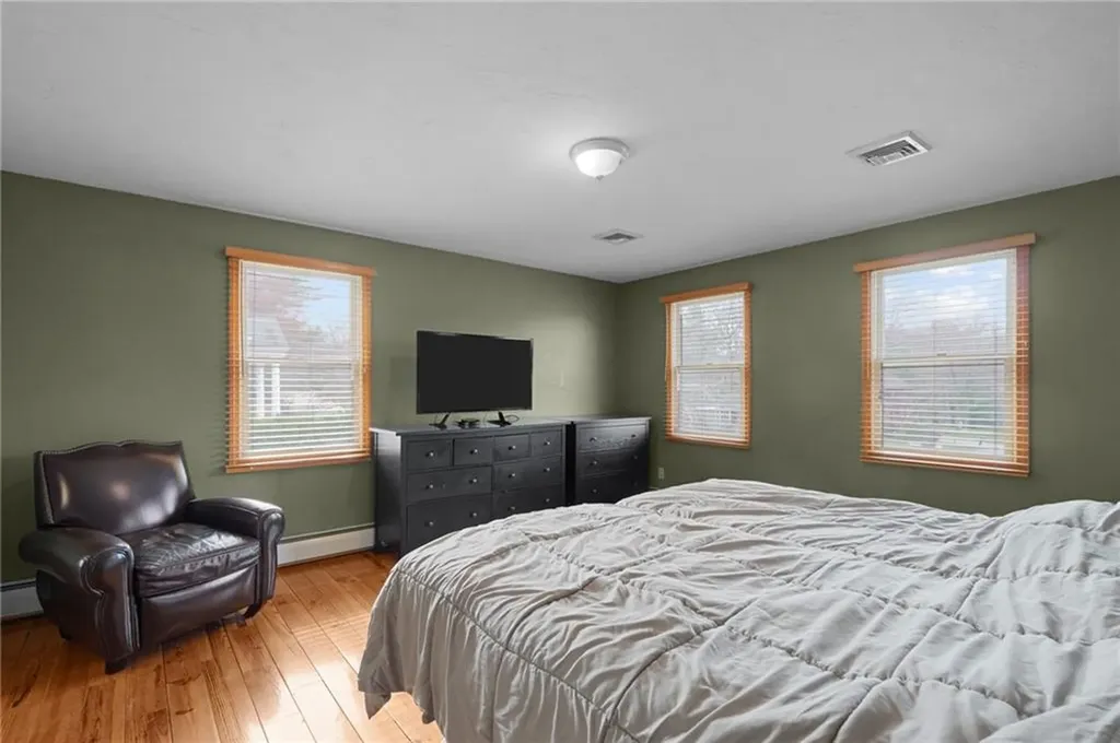 10 Basil Crossing Cranston RI 02921