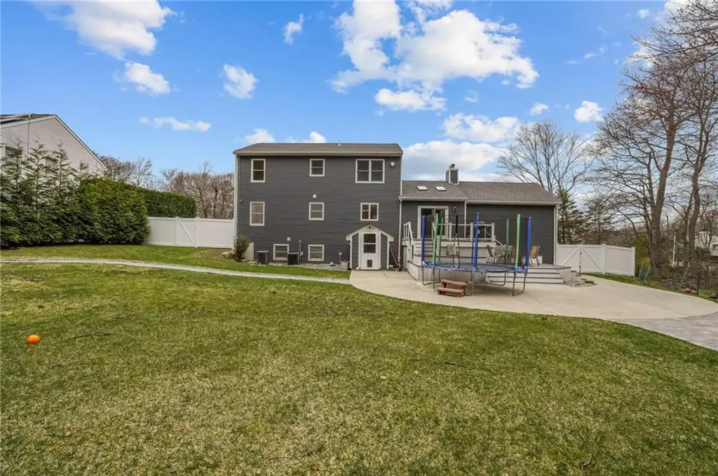 10 Basil Crossing Cranston RI 02921