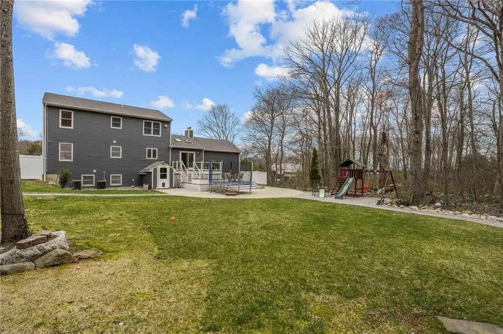 10 Basil Crossing Cranston RI 02921