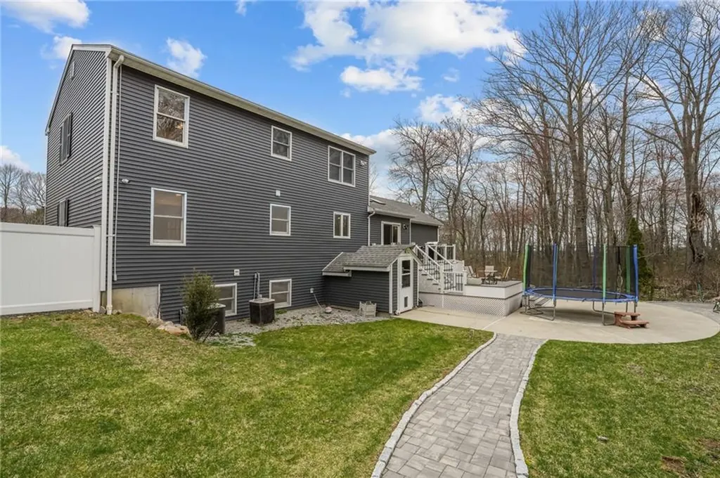 10 Basil Crossing Cranston RI 02921