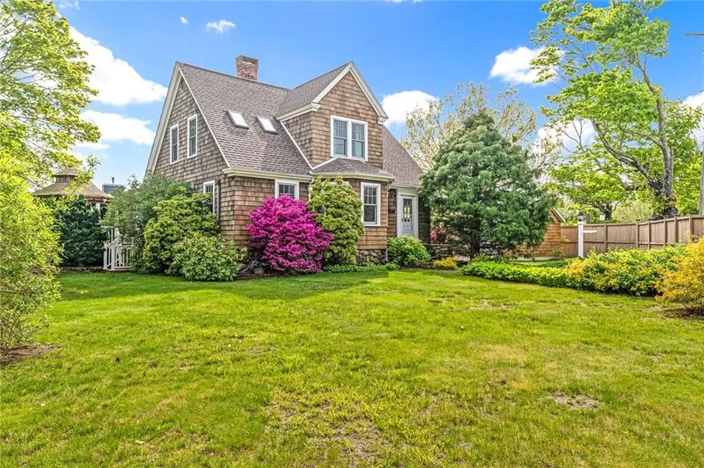 286 Kingstown Road Narragansett RI 02882