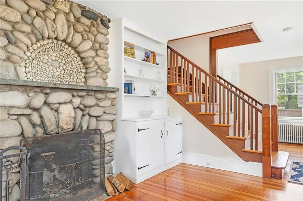286 Kingstown Road Narragansett RI 02882
