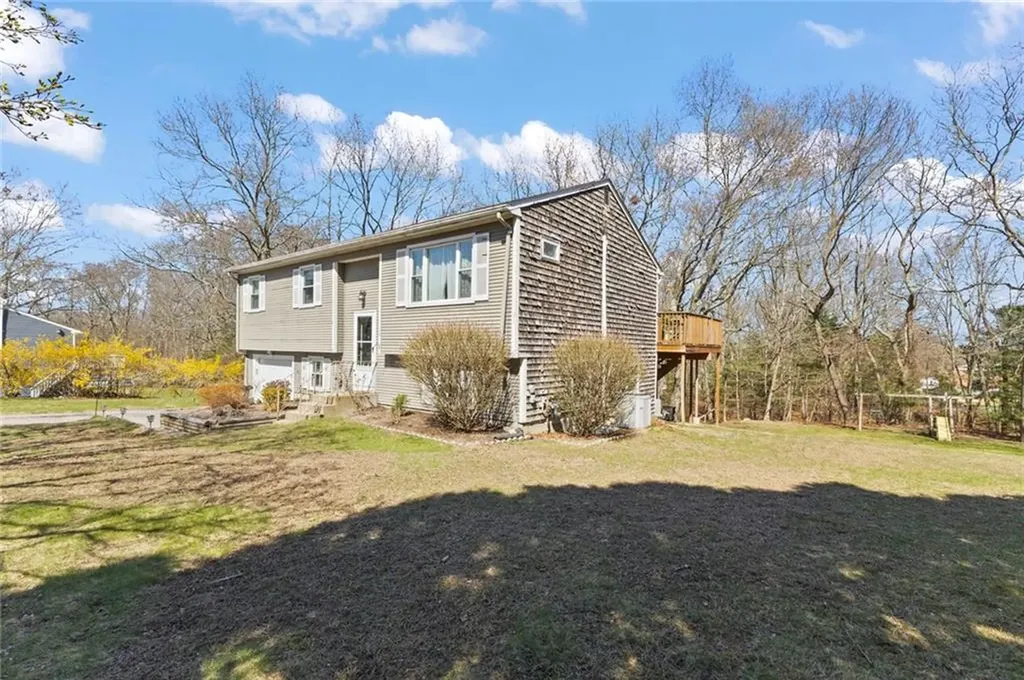 16 Monroe Drive Coventry RI 02816