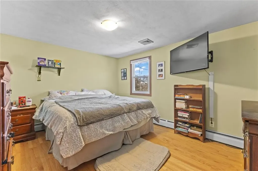 16 Monroe Drive Coventry RI 02816