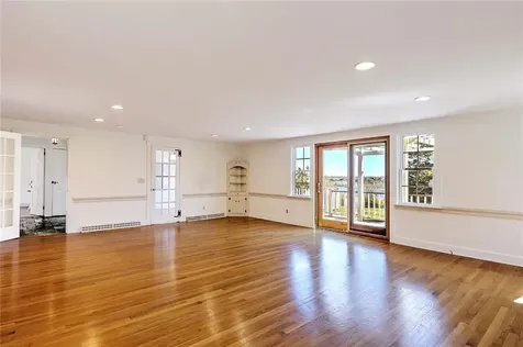 1484 Drift Road Westport MA 02790