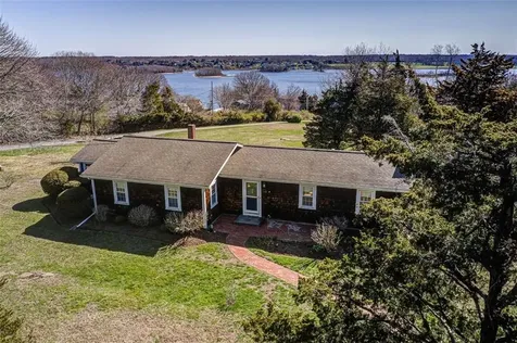 1484 Drift Road Westport MA 02790