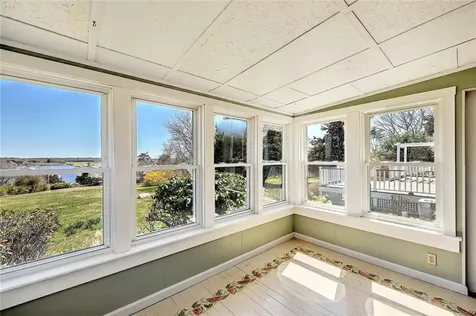 1484 Drift Road Westport MA 02790