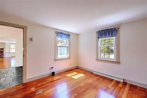 1484 Drift Road Westport MA 02790