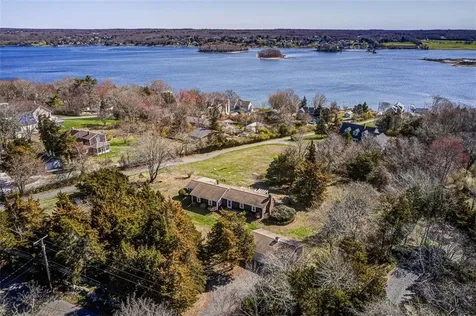1484 Drift Road Westport MA 02790