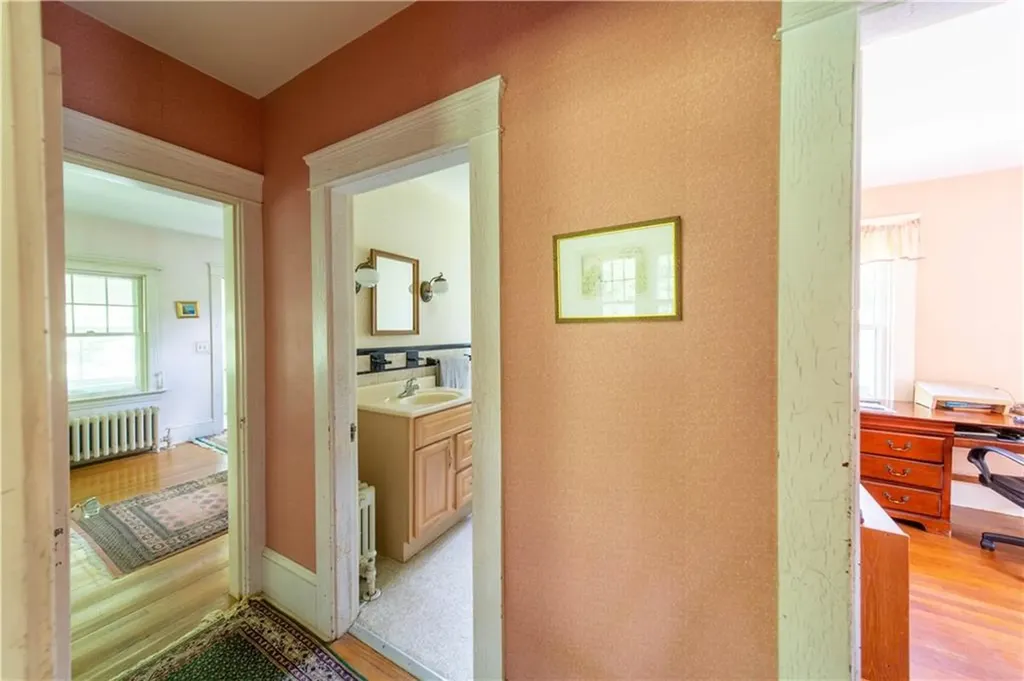 261 Hardig Road Warwick RI 02886