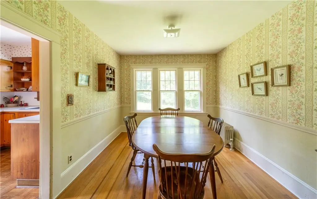 261 Hardig Road Warwick RI 02886