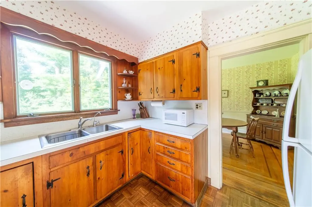 261 Hardig Road Warwick RI 02886