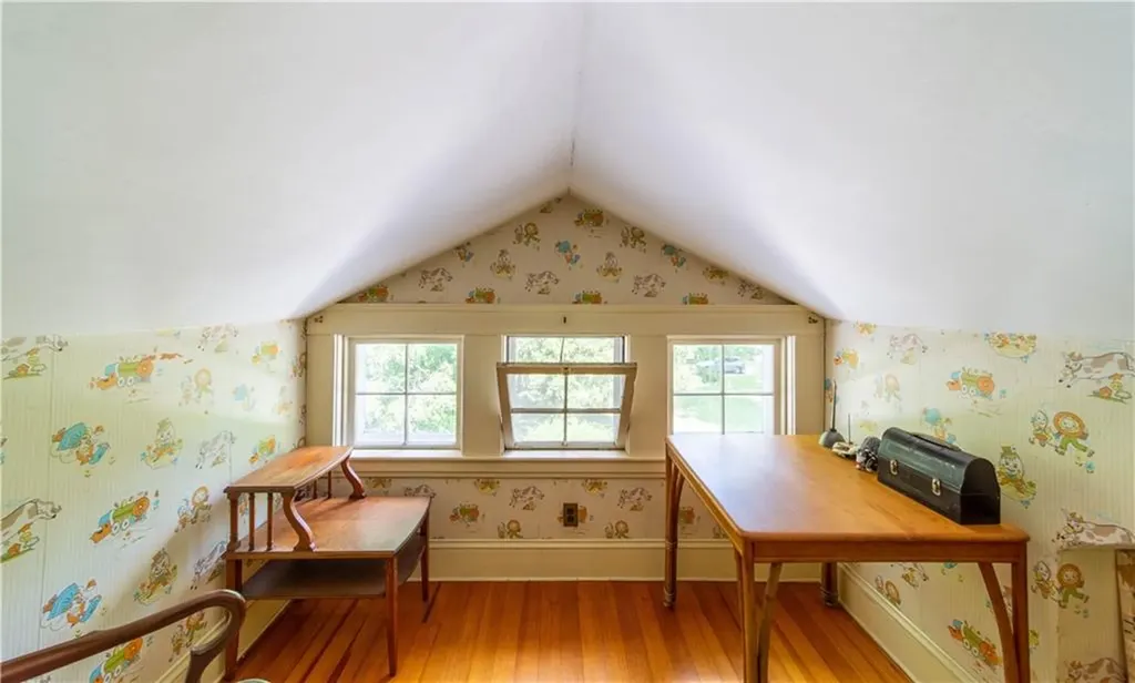 261 Hardig Road Warwick RI 02886