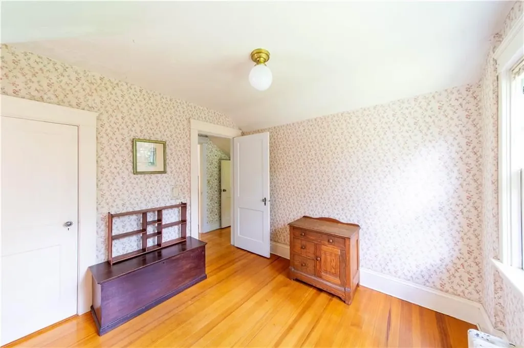 261 Hardig Road Warwick RI 02886