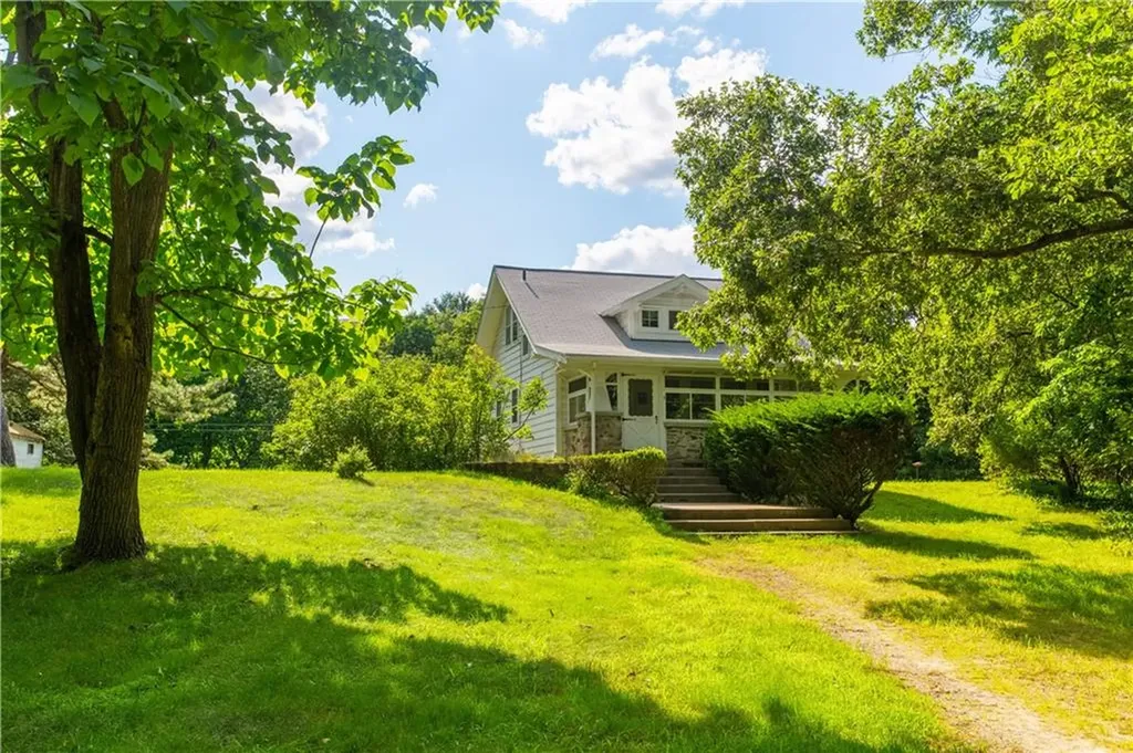 261 Hardig Road Warwick RI 02886