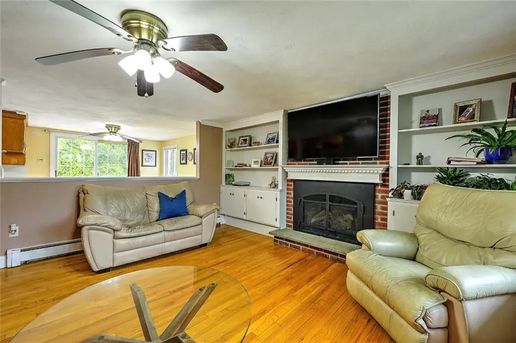 4 Johnson Court Bristol RI 02809