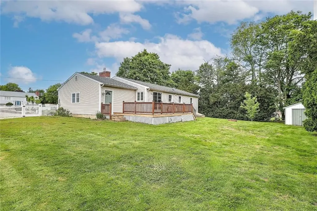 4 Johnson Court Bristol RI 02809