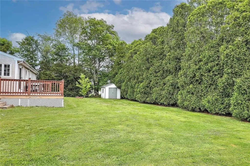 4 Johnson Court Bristol RI 02809