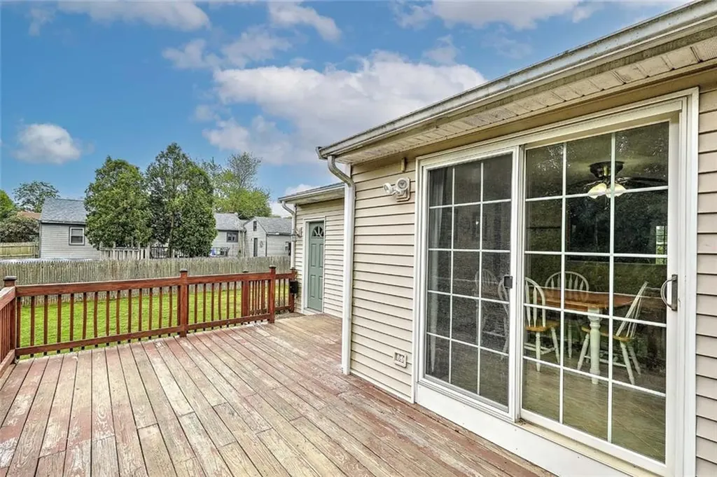 4 Johnson Court Bristol RI 02809