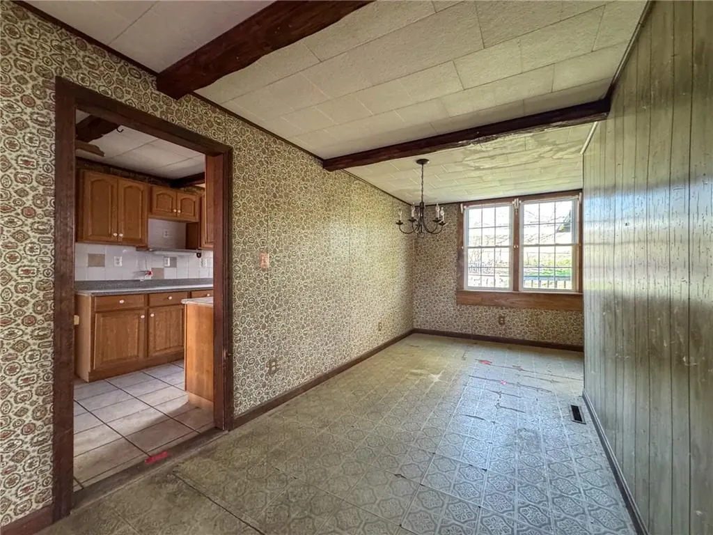 8 Tucker Avenue Tiverton RI 02878