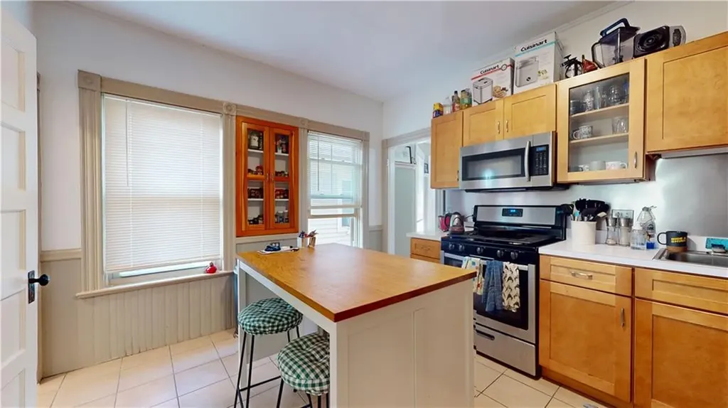 159 Camp Street Providence RI 02906