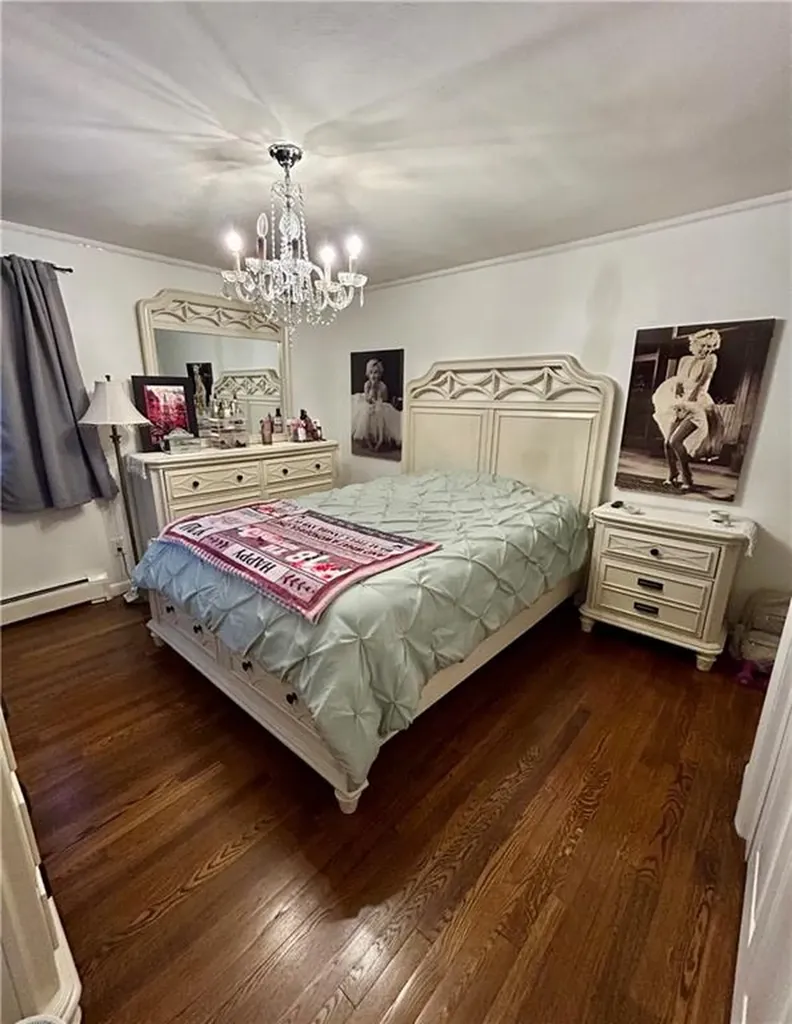 7 Deborah Way Cranston RI 02910