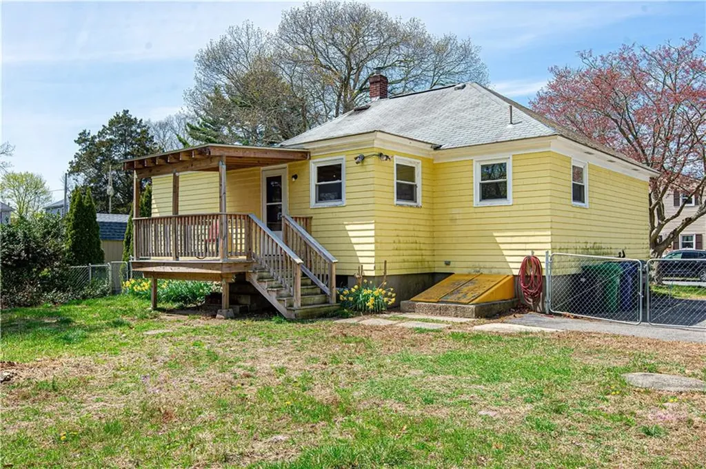 80 Opper Avenue Warwick RI 02889