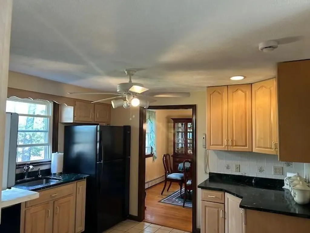 40 Newcastle Drive Warwick RI 02818