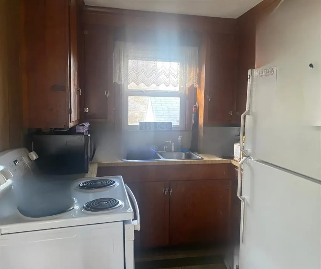 34 Sheltra Avenue Coventry RI 02816