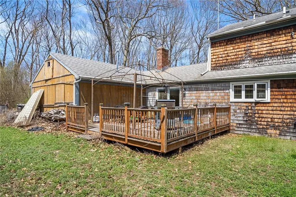 389 Douglas Pike North Smithfield RI 02896