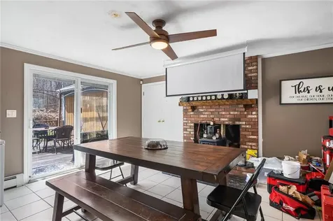 389 Douglas Pike North Smithfield RI 02896