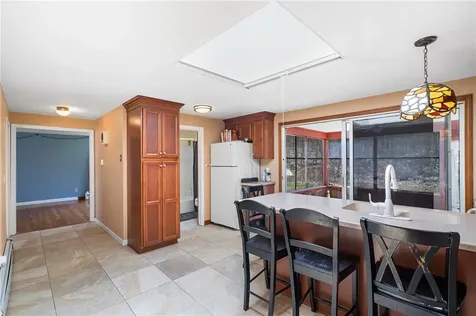 389 Douglas Pike North Smithfield RI 02896