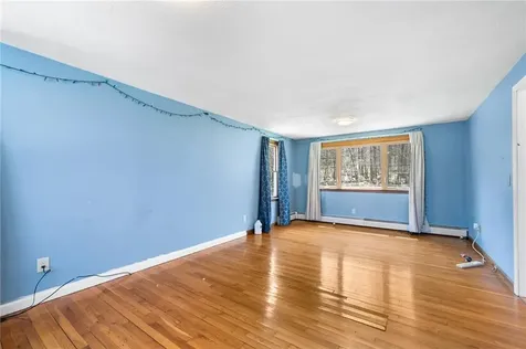 389 Douglas Pike North Smithfield RI 02896