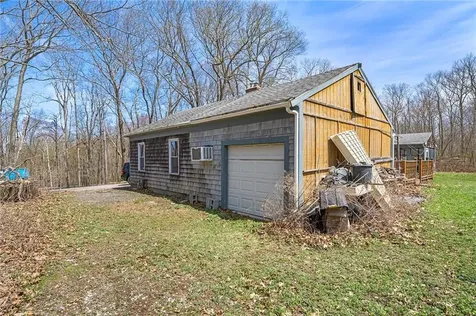 389 Douglas Pike North Smithfield RI 02896