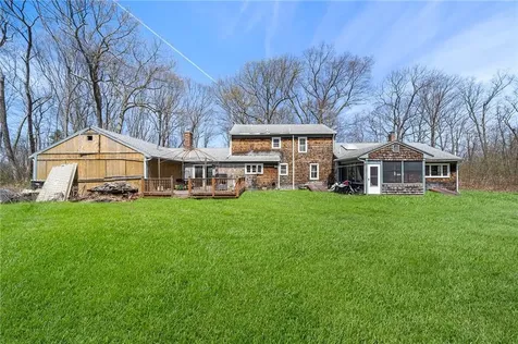 389 Douglas Pike North Smithfield RI 02896