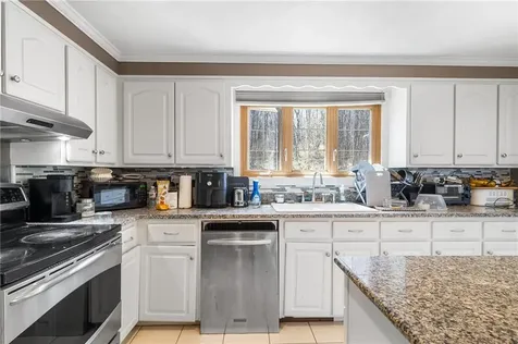 389 Douglas Pike North Smithfield RI 02896