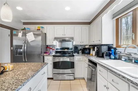 389 Douglas Pike North Smithfield RI 02896