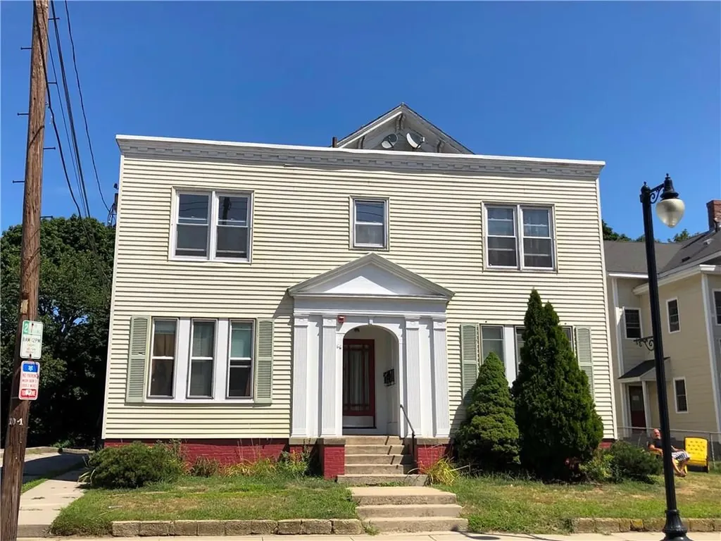 66 Hamlet Street Woonsocket RI 02895