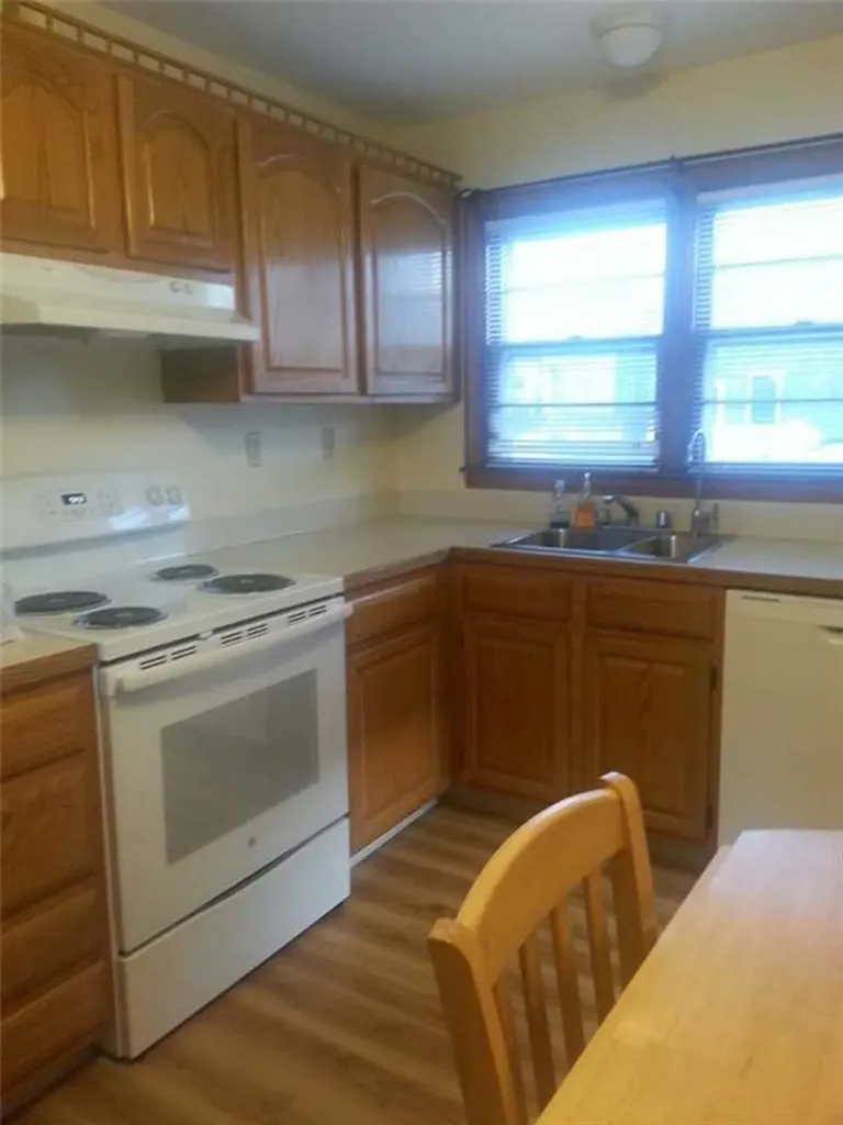 1 Katzman Place Newport RI 02840