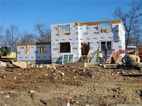 18 Carriage Way Johnston RI 02919