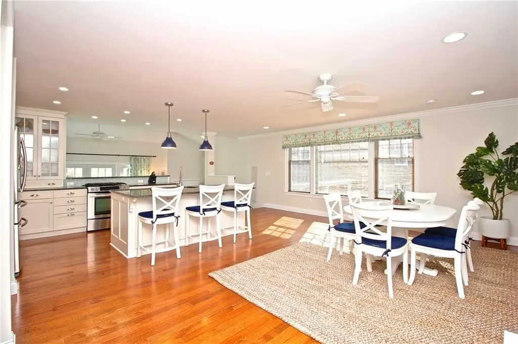 190 Coggeshall Avenue Newport RI 02840