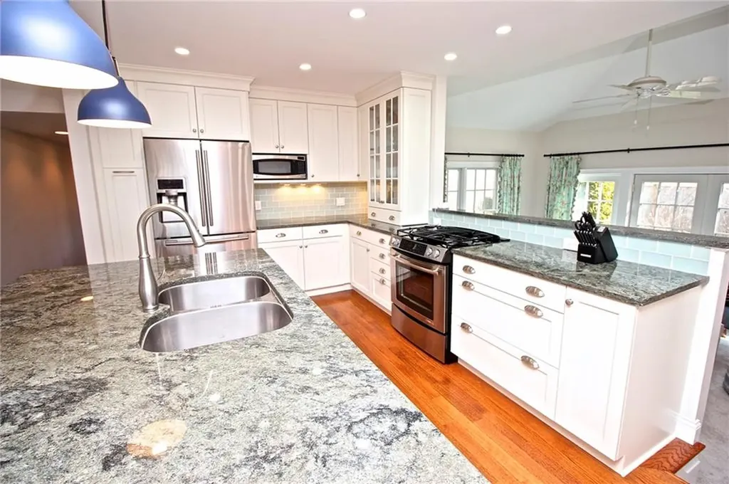 190 Coggeshall Avenue Newport RI 02840