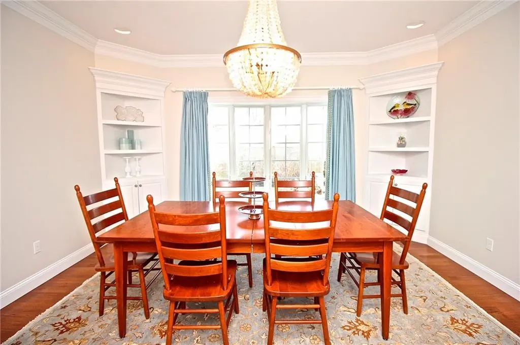 190 Coggeshall Avenue Newport RI 02840