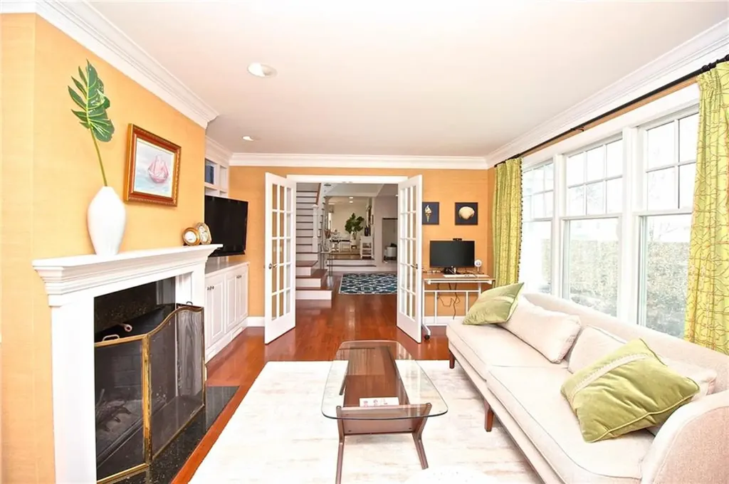 190 Coggeshall Avenue Newport RI 02840