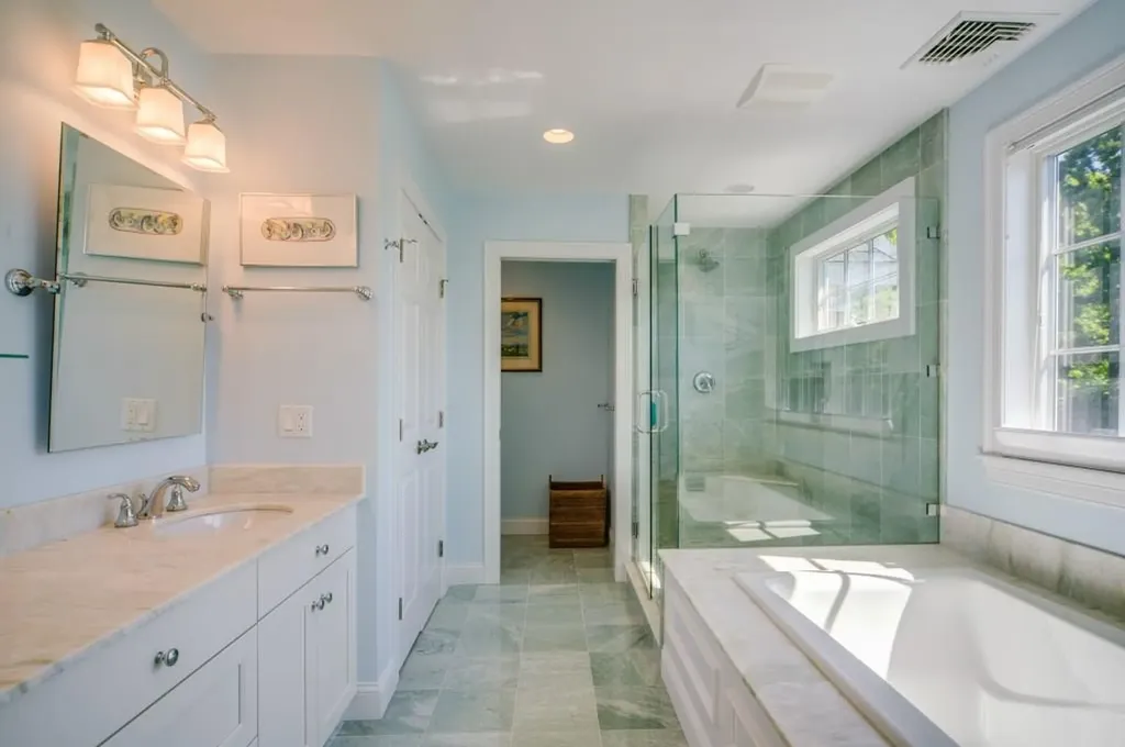 190 Coggeshall Avenue Newport RI 02840