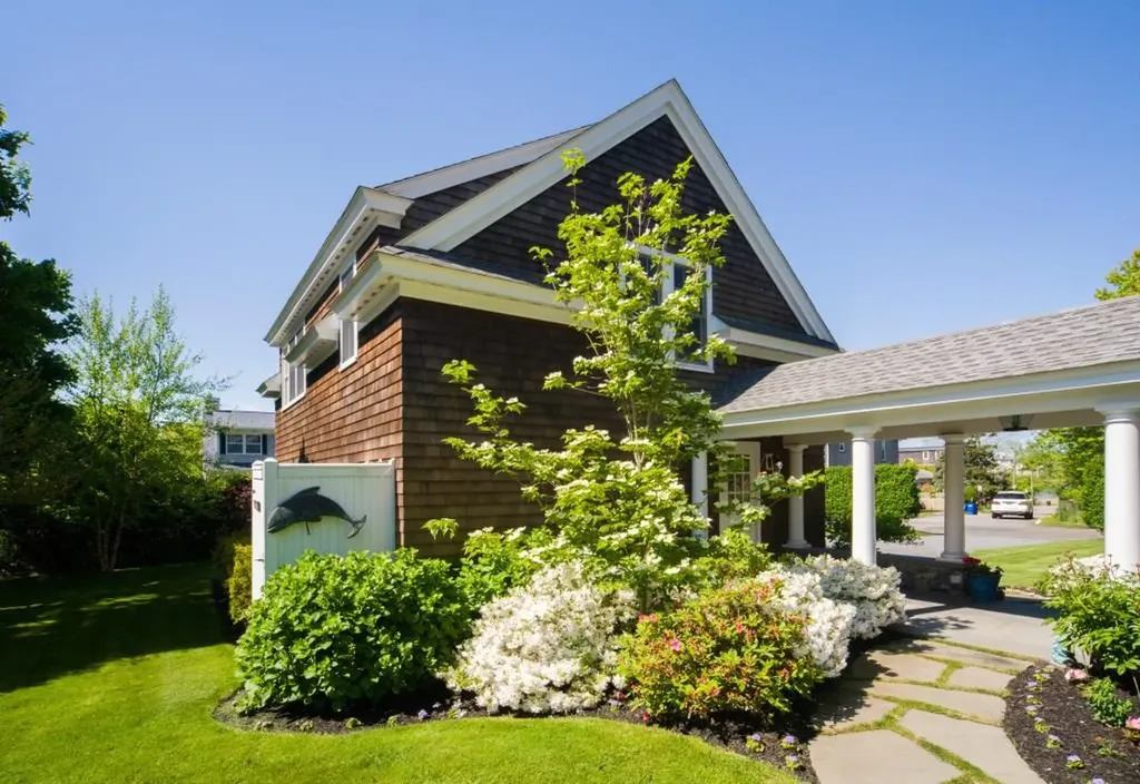 190 Coggeshall Avenue Newport RI 02840